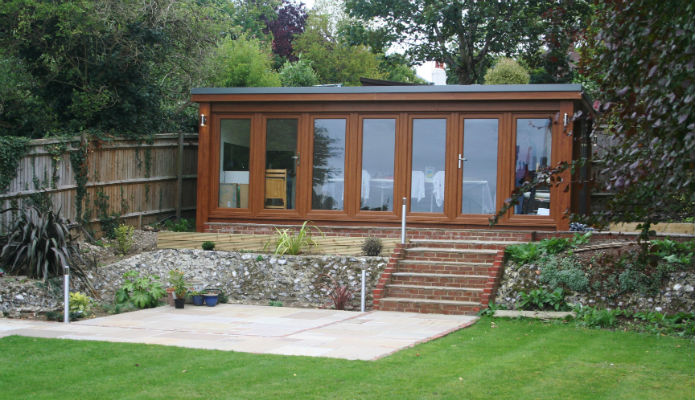 Garden room classroom used for painting tuition